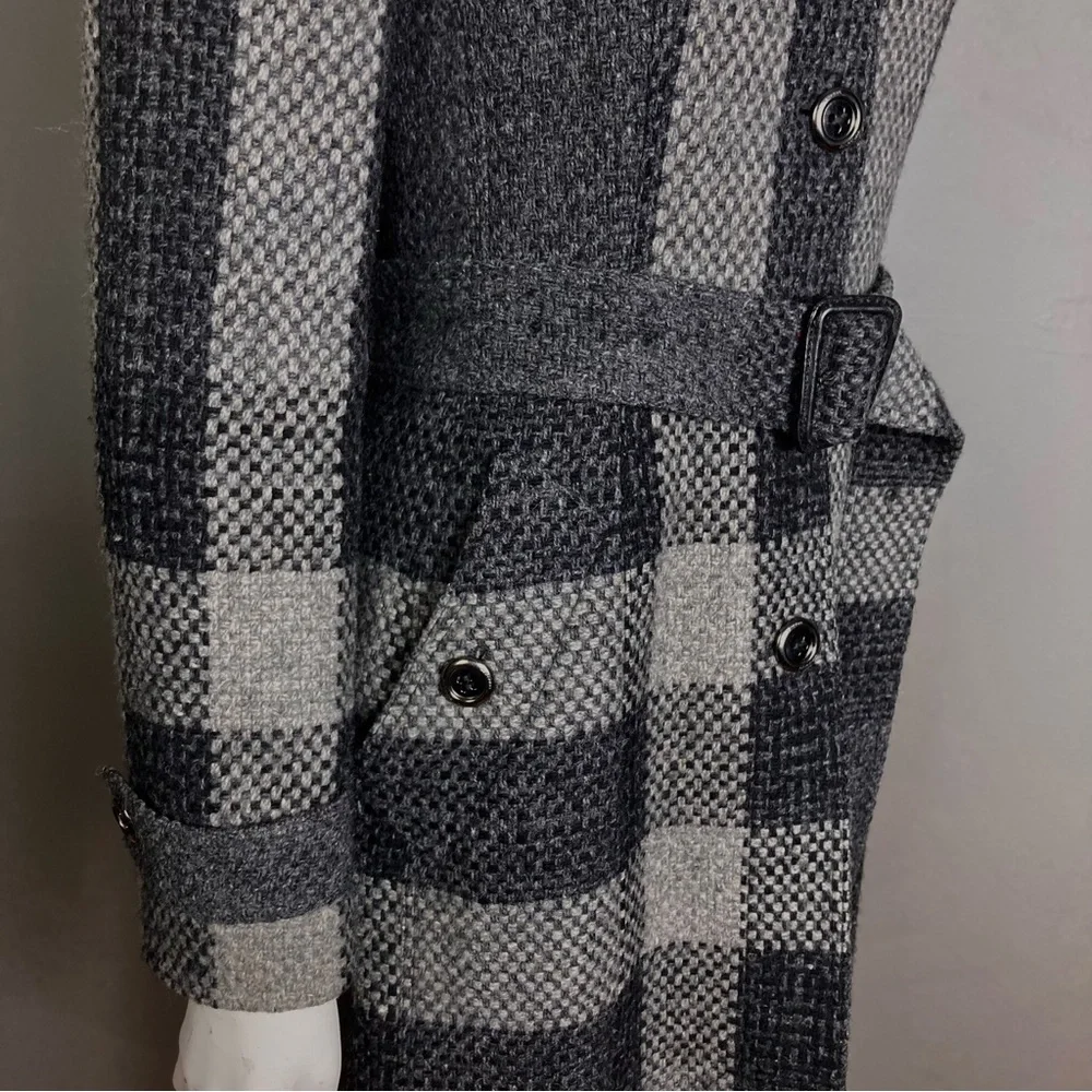 Burberry long trench coat women's size 6 plaid‎ wool belted gray winter